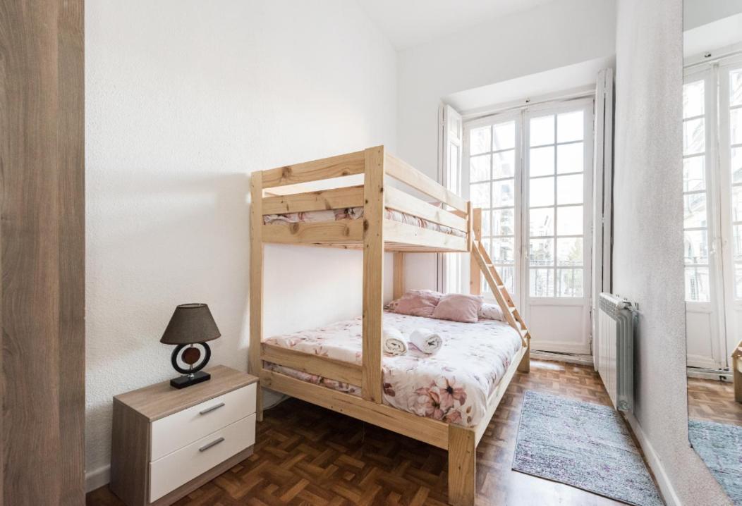 M&F Apartaments Chueca Madrid Exterior photo