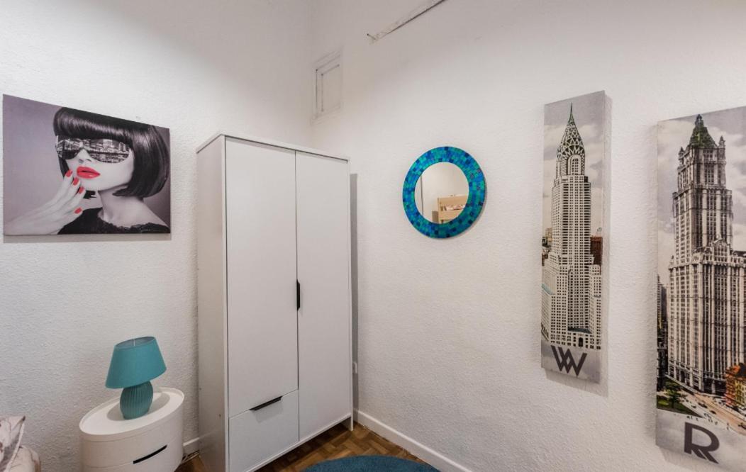 M&F Apartaments Chueca Madrid Exterior photo
